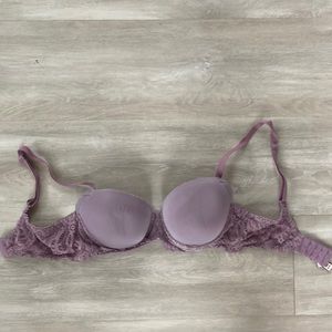 Victoria’a Secret Dream Angels Lined Demi bra. Size 34D